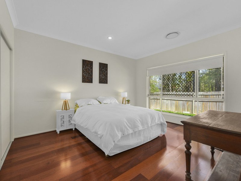 Photo - 5 Silverbirch Place, Bridgeman Downs QLD 4035 - Image 13