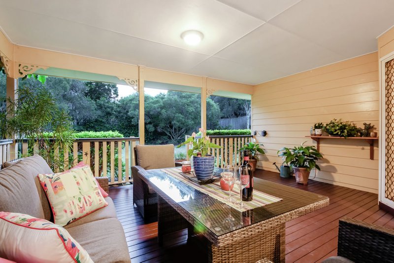 Photo - 5 Silverwood Court, Ferny Hills QLD 4055 - Image 3