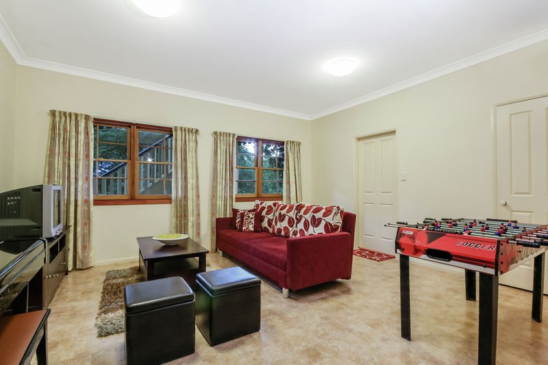 Photo - 5 Silverwood Court, Ferny Hills QLD 4055 - Image 11