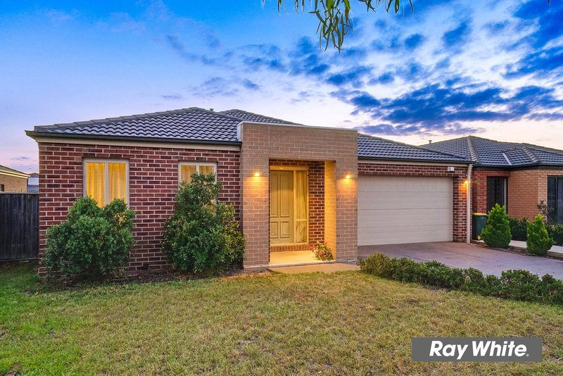 Photo - 5 Sinclair Crescent, Tarneit VIC 3029 - Image 2