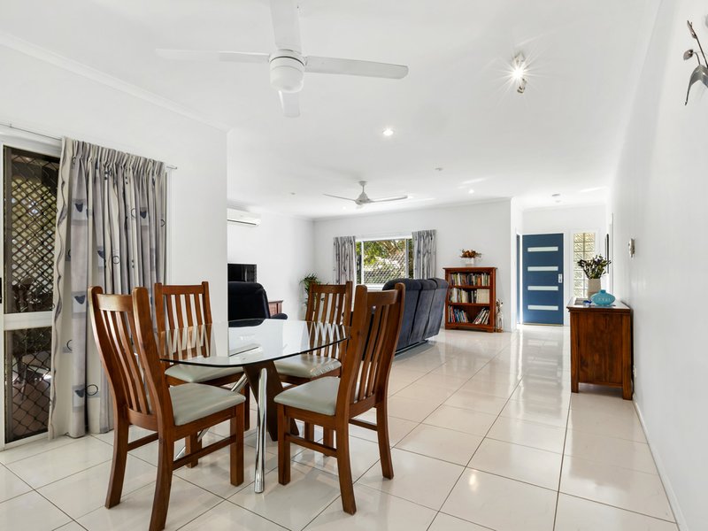 Photo - 5 Solomon Close, Brinsmead QLD 4870 - Image 5