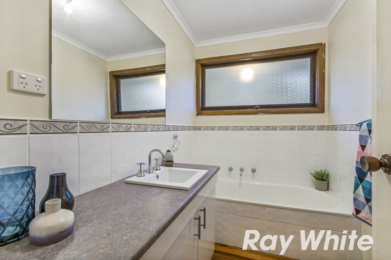 Photo - 5 Solway Close, Ferntree Gully VIC 3156 - Image 7