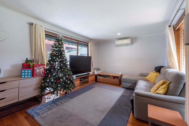 Photo - 5 Solway Close, Ferntree Gully VIC 3156 - Image 2