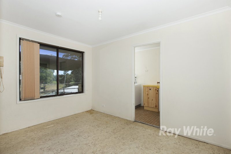 Photo - 5 Somers Close, Tingira Heights NSW 2290 - Image 3