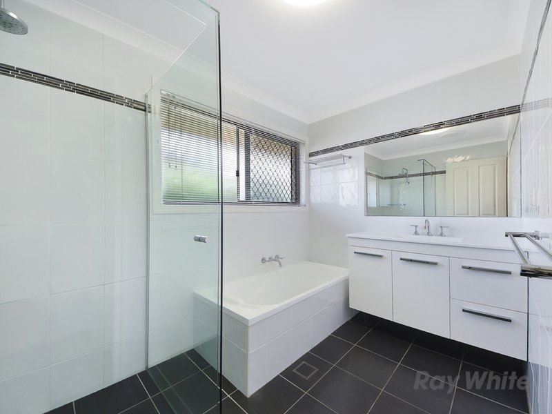 Photo - 5 Somerton Street, Bracken Ridge QLD 4017 - Image 11