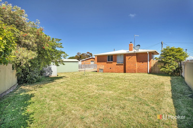 Photo - 5 Soutar Street, Devonport TAS 7310 - Image 8