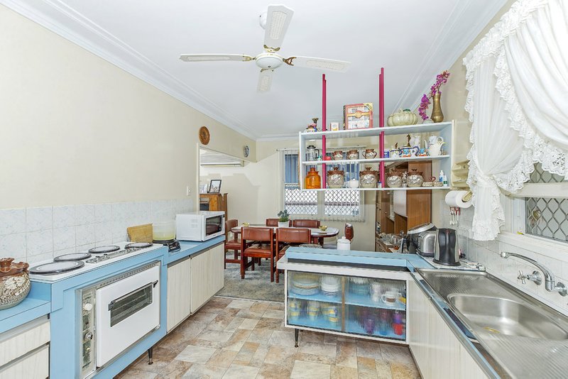 Photo - 5 Southampton Avenue, Buttaba NSW 2283 - Image 4