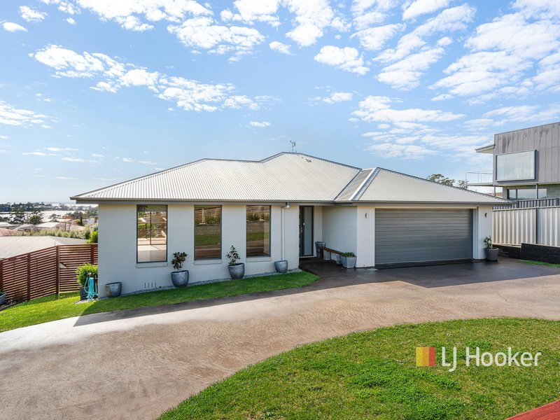 Photo - 5 Southern Cross Drive, Ulverstone TAS 7315 - Image 1