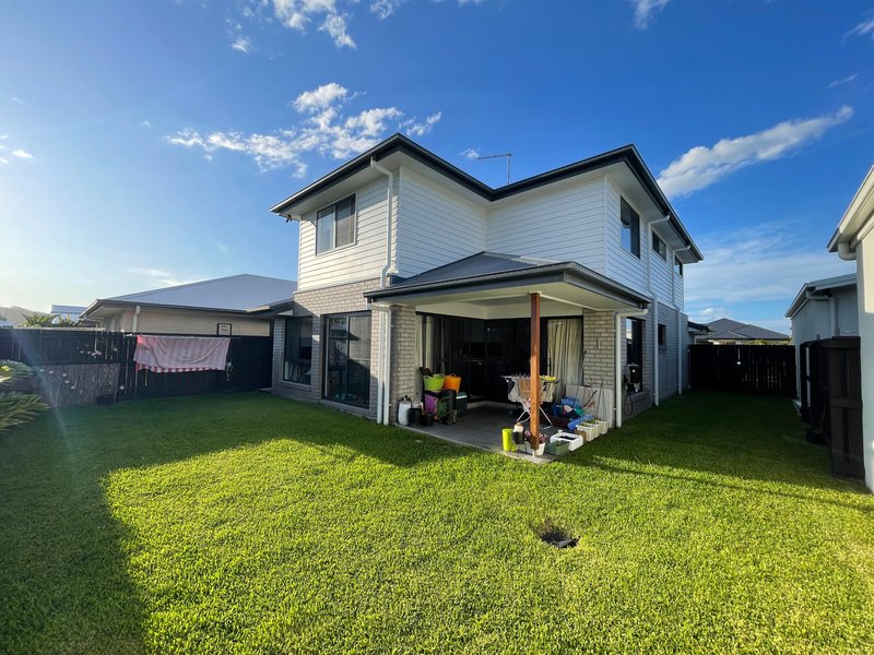 Photo - 5 Spann Street, Palmview QLD 4553 - Image 9