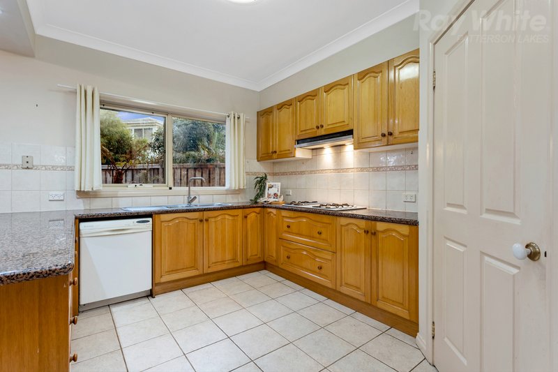 Photo - 5 Spinnaker Court, Aspendale Gardens VIC 3195 - Image 10