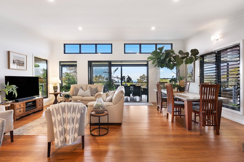 Photo - 5 Spring Gardens Court, Hunchy QLD 4555 - Image 3