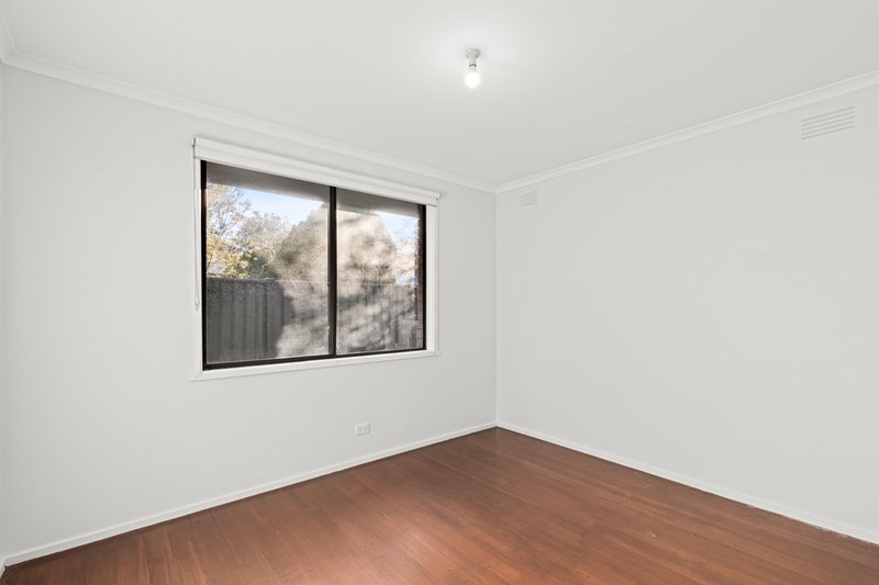 Photo - 5 Springhurst Crescent, Grovedale VIC 3216 - Image 6