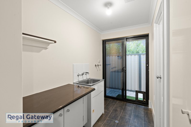 Photo - 5 Spruce Terrace, Aubin Grove WA 6164 - Image 13