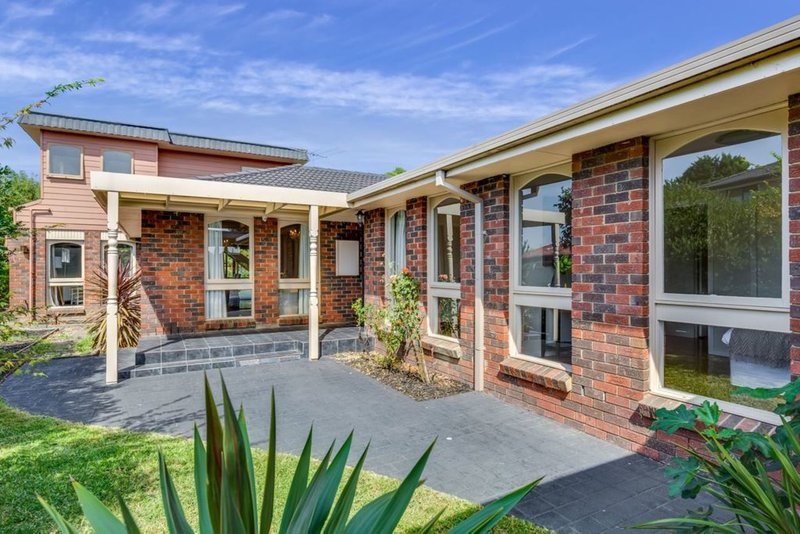 5 Squire Court, Glen Waverley VIC 3150