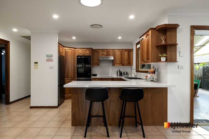 Photo - 5 St Helens Close, West Hoxton NSW 2171 - Image 4