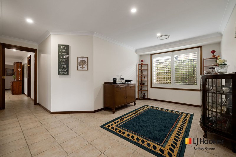 Photo - 5 St Helens Close, West Hoxton NSW 2171 - Image 10