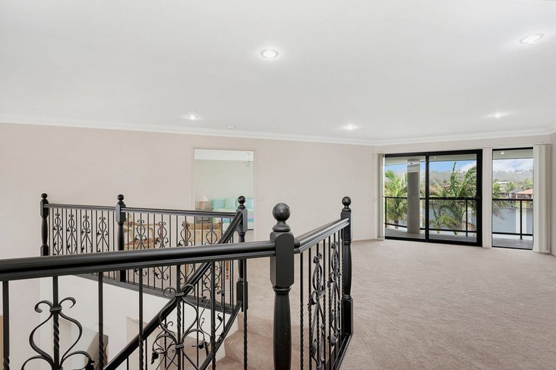 Photo - 5 St Helens Court, Burleigh Waters QLD 4220 - Image 12