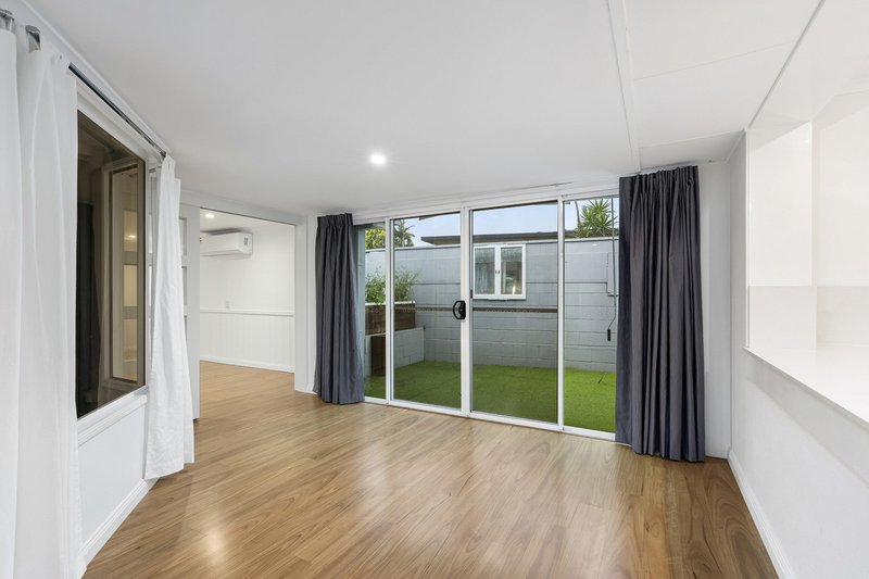 Photo - 5 St Petersburg Place, Nerang QLD 4211 - Image 13