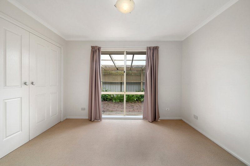 Photo - 5 Stacey Street, Benalla VIC 3672 - Image 7