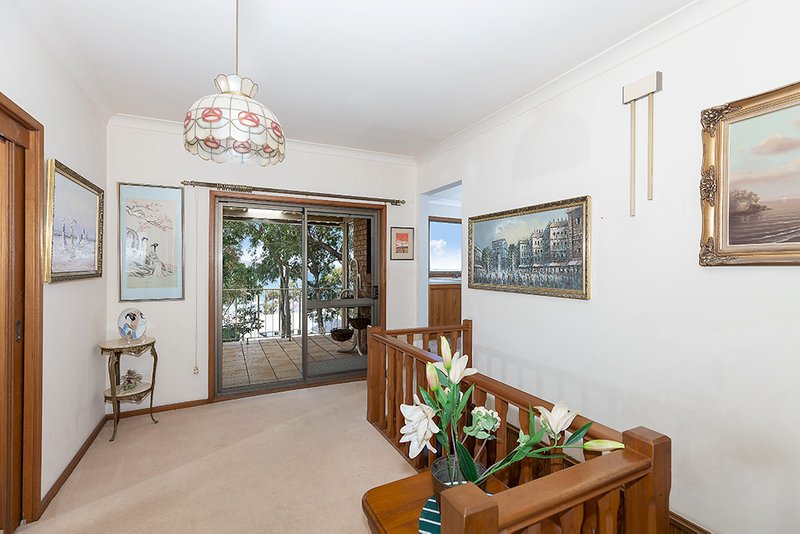 Photo - 5 Stansfield Close, Coal Point NSW 2283 - Image 6