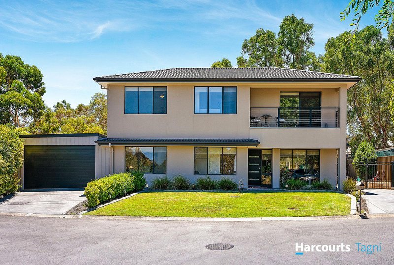 5 Stanton Place, Aberfoyle Park SA 5159