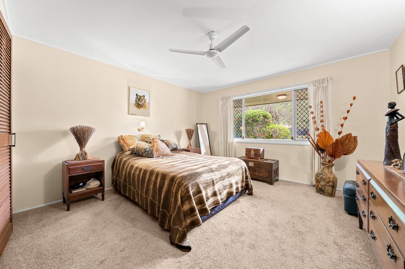 Photo - 5 Starcross Street, Macgregor QLD 4109 - Image 4