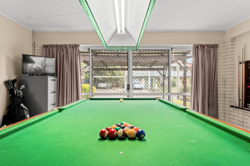 Photo - 5 Starcross Street, Macgregor QLD 4109 - Image 6