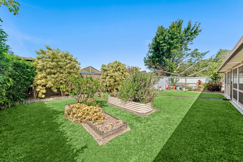 Photo - 5 Starcross Street, Macgregor QLD 4109 - Image 13