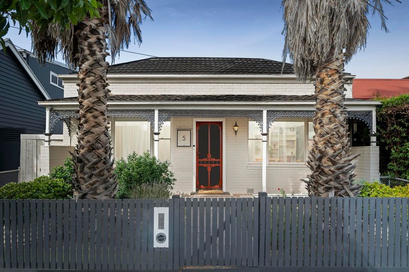Photo - 5 Station Road, Williamstown VIC 3016 - Image 1
