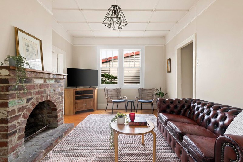 Photo - 5 Station Road, Williamstown VIC 3016 - Image 2