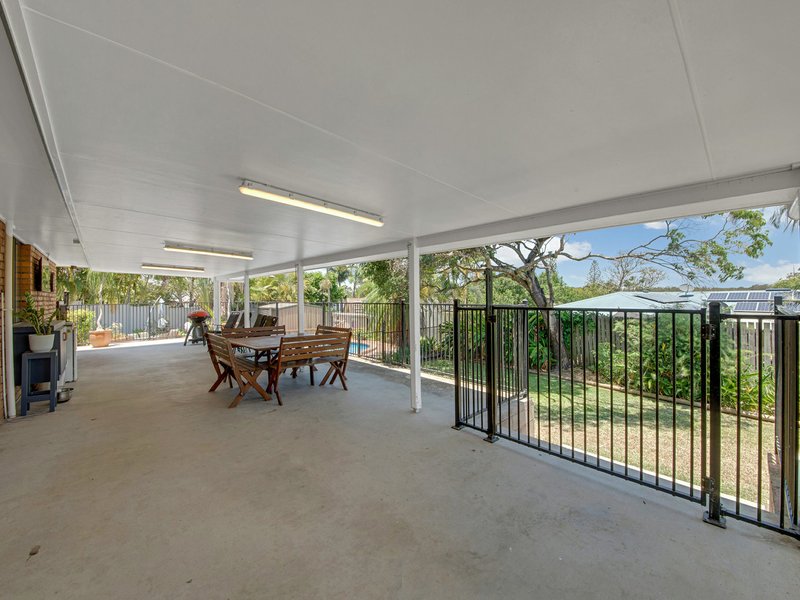 Photo - 5 Stephens Court, Tannum Sands QLD 4680 - Image 4