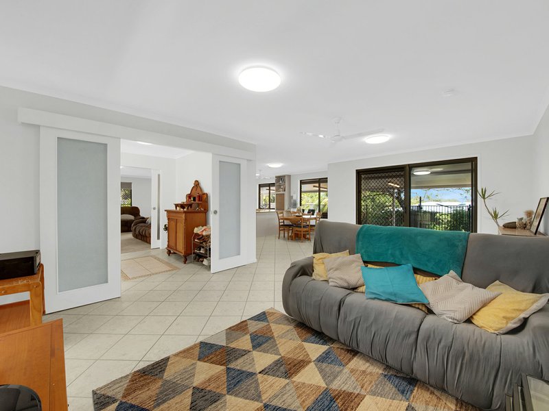 Photo - 5 Stephens Court, Tannum Sands QLD 4680 - Image 8