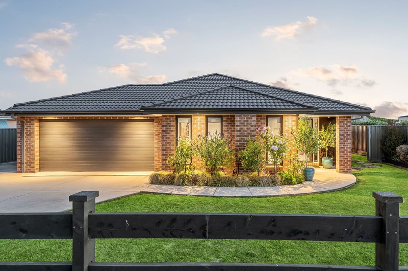 Photo - 5 Stirling Street, Cobden VIC 3266 - Image 2