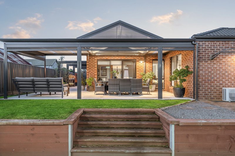 Photo - 5 Stirling Street, Cobden VIC 3266 - Image 4
