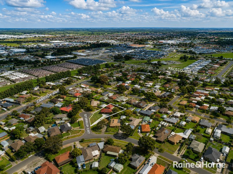 Photo - 5 Stirrup Court, Pakenham VIC 3810 - Image 16