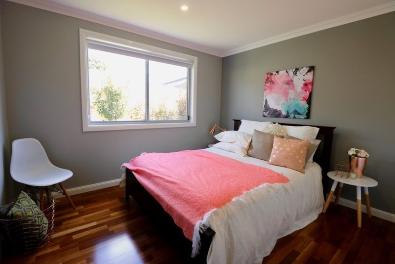 Photo - 5 Stivala Place, Bonnyrigg Heights NSW 2177 - Image 3