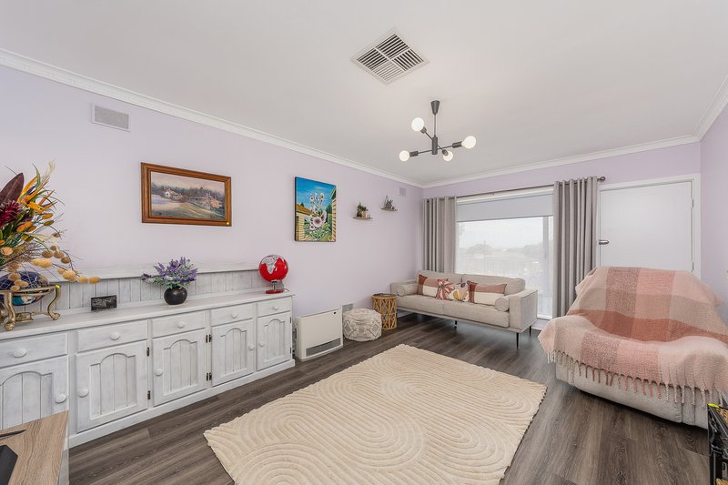 Photo - 5 Stonyfell Drive, Murray Bridge SA 5253 - Image 2
