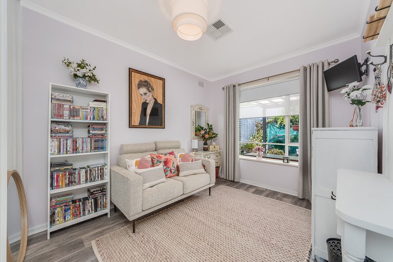 Photo - 5 Stonyfell Drive, Murray Bridge SA 5253 - Image 8