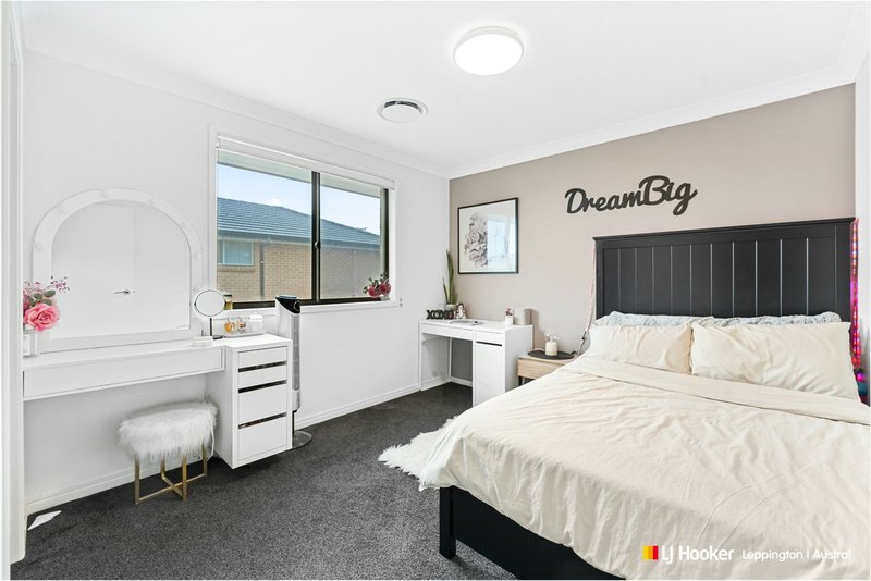 Photo - 5 Storksbill Avenue, Denham Court NSW 2565 - Image 5