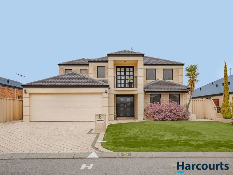 5 Stormbird Loop, Currambine WA 6028