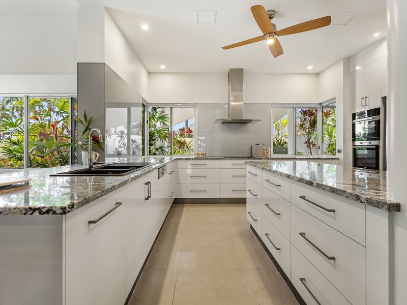 Photo - 5 Stream Avenue, Kewarra Beach QLD 4879 - Image 8