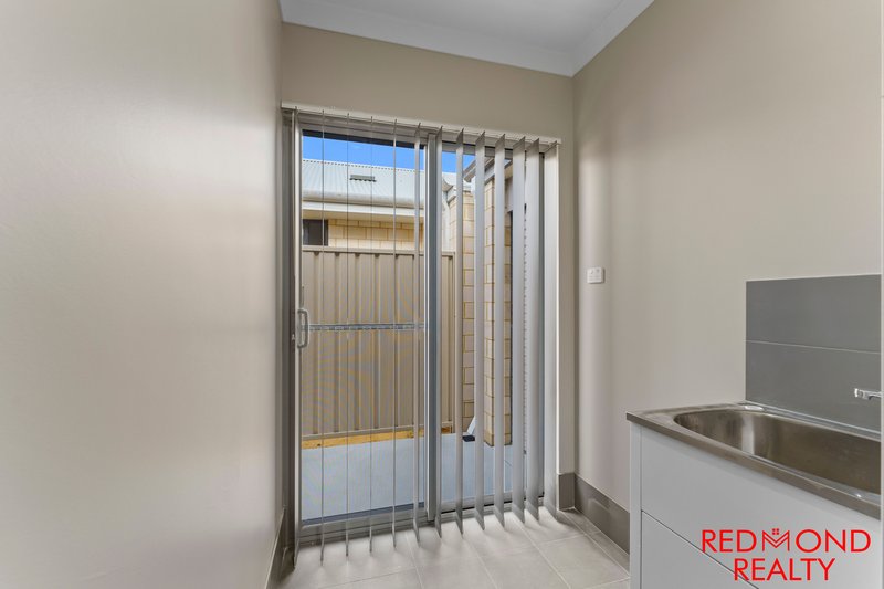 Photo - 5 Strickland Street, Haynes WA 6112 - Image 13