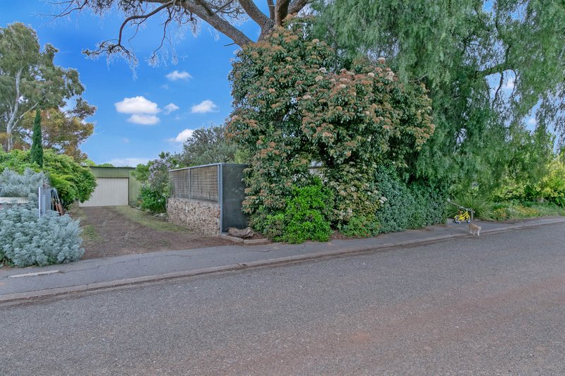 Photo - 5 Strickland Street, Riverton SA 5412 - Image 14