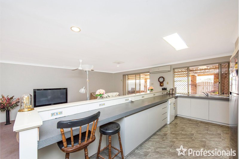 Photo - 5 Stuart Place, Rockingham WA 6168 - Image 6