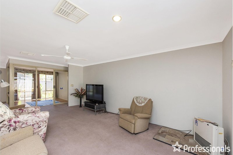 Photo - 5 Stuart Place, Rockingham WA 6168 - Image 11