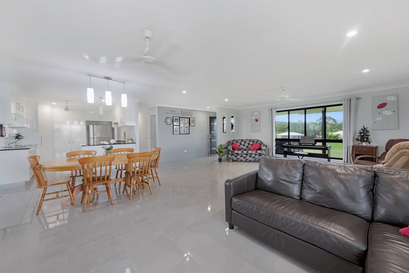 Photo - 5 Sugarland Court, Alligator Creek QLD 4740 - Image 4