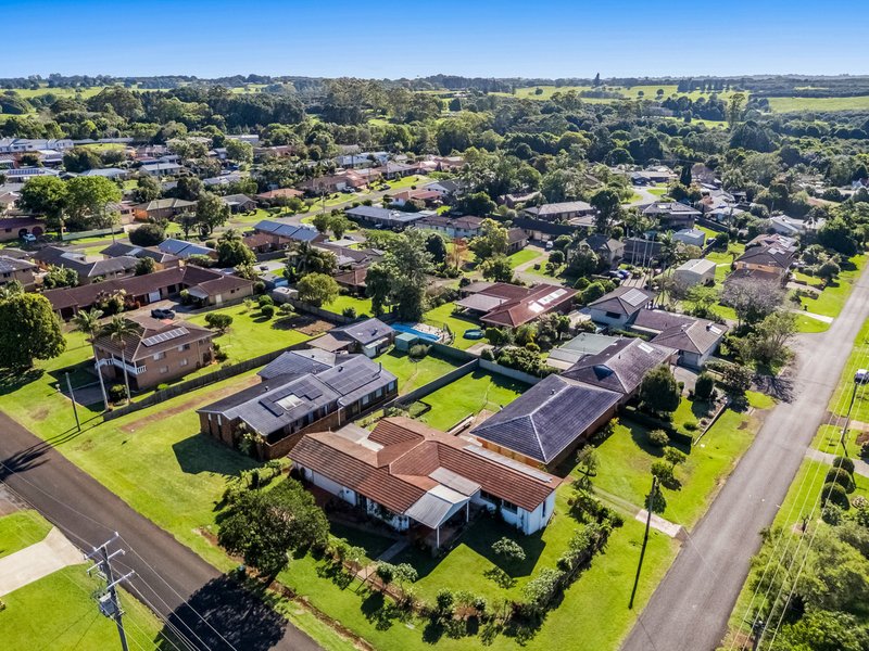 Photo - 5 Suncrest Avenue, Alstonville NSW 2477 - Image 17