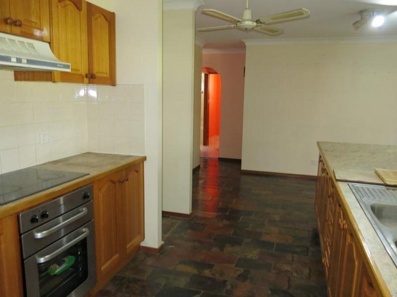 Photo - 5 Suni Drive, Old Bar NSW 2430 - Image 4