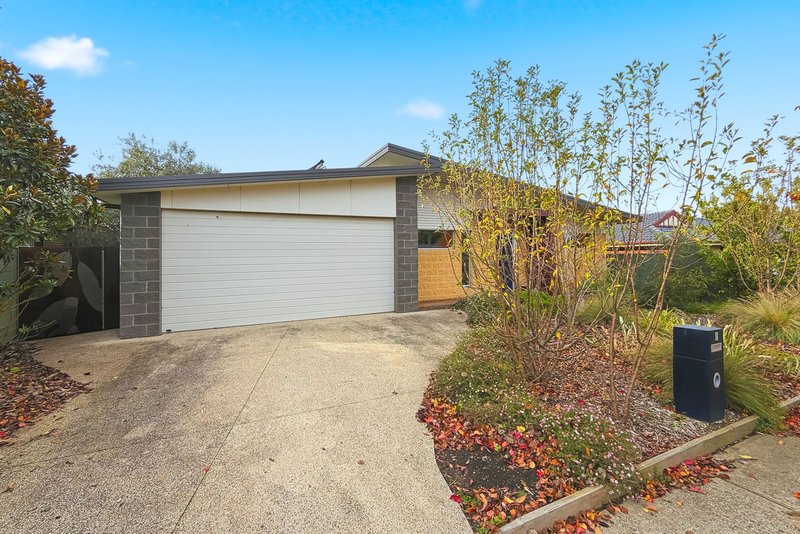 Photo - 5 Sunline Court, Ballan VIC 3342 - Image 1