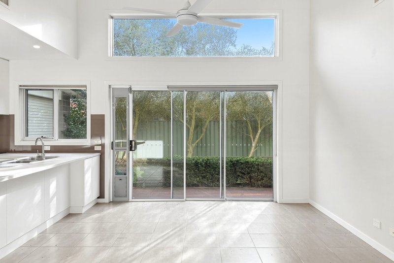 Photo - 5 Sunline Court, Ballan VIC 3342 - Image 7